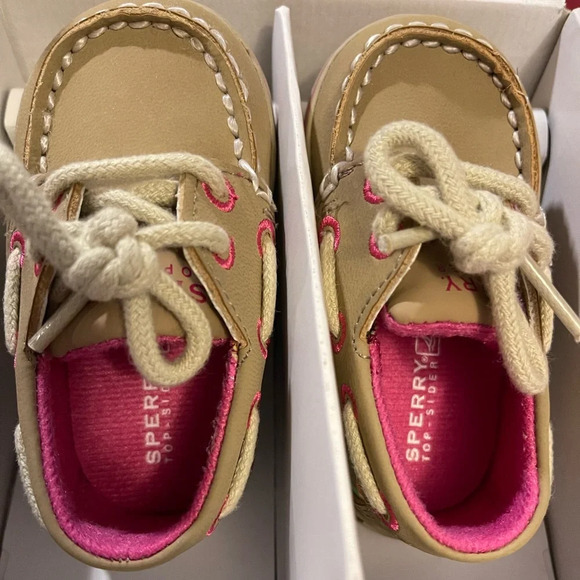 Toddler Sperrys “My First Boat Shoe” Pink Plaid. NIB  Size 2months - Picture 1 of 6